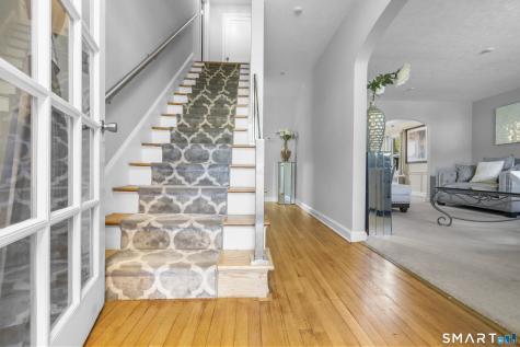 10 Barraclough Avenue Hamden CT 06517