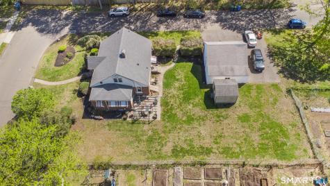 10 Barraclough Avenue Hamden CT 06517
