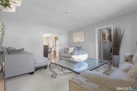 10 Barraclough Avenue Hamden CT 06517