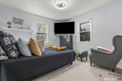 10 Barraclough Avenue Hamden CT 06517