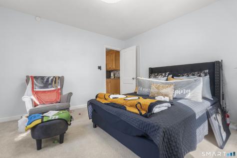 10 Barraclough Avenue Hamden CT 06517