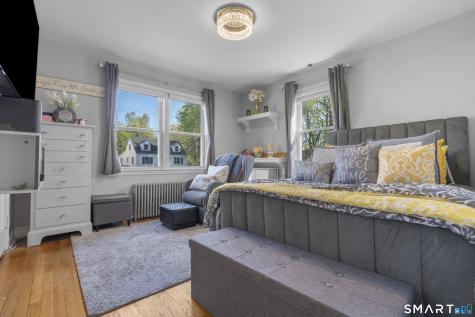 10 Barraclough Avenue Hamden CT 06517