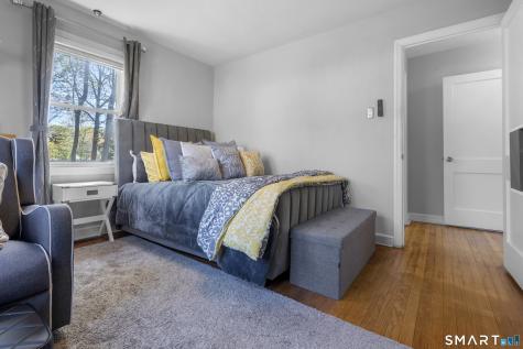 10 Barraclough Avenue Hamden CT 06517