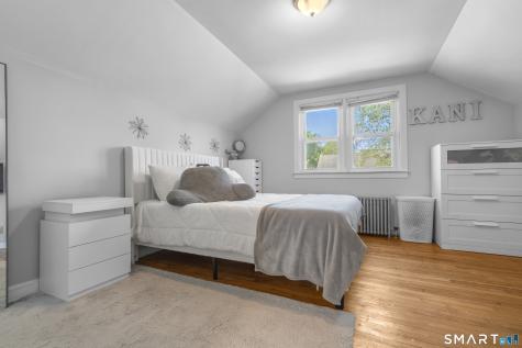 10 Barraclough Avenue Hamden CT 06517