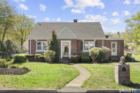 10 Barraclough Avenue Hamden CT 06517
