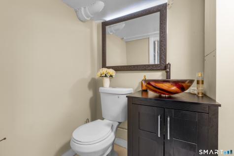 10 Barraclough Avenue Hamden CT 06517