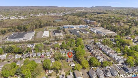 10 Barraclough Avenue Hamden CT 06517