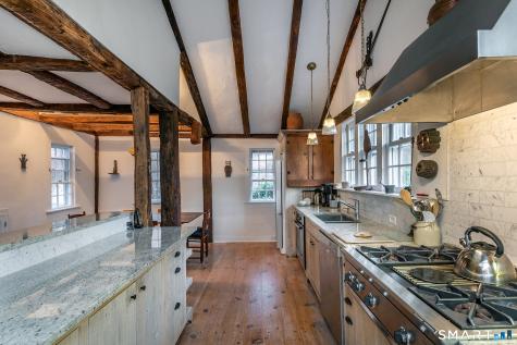 197 Skyline Ridge Road Bridgewater CT 06752