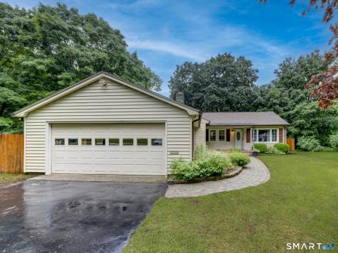 10 Thornbush Rd Extension Mansfield CT 06250