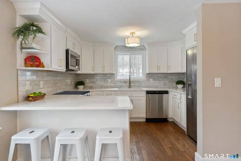 1443 New London Turnpike Glastonbury CT 06033