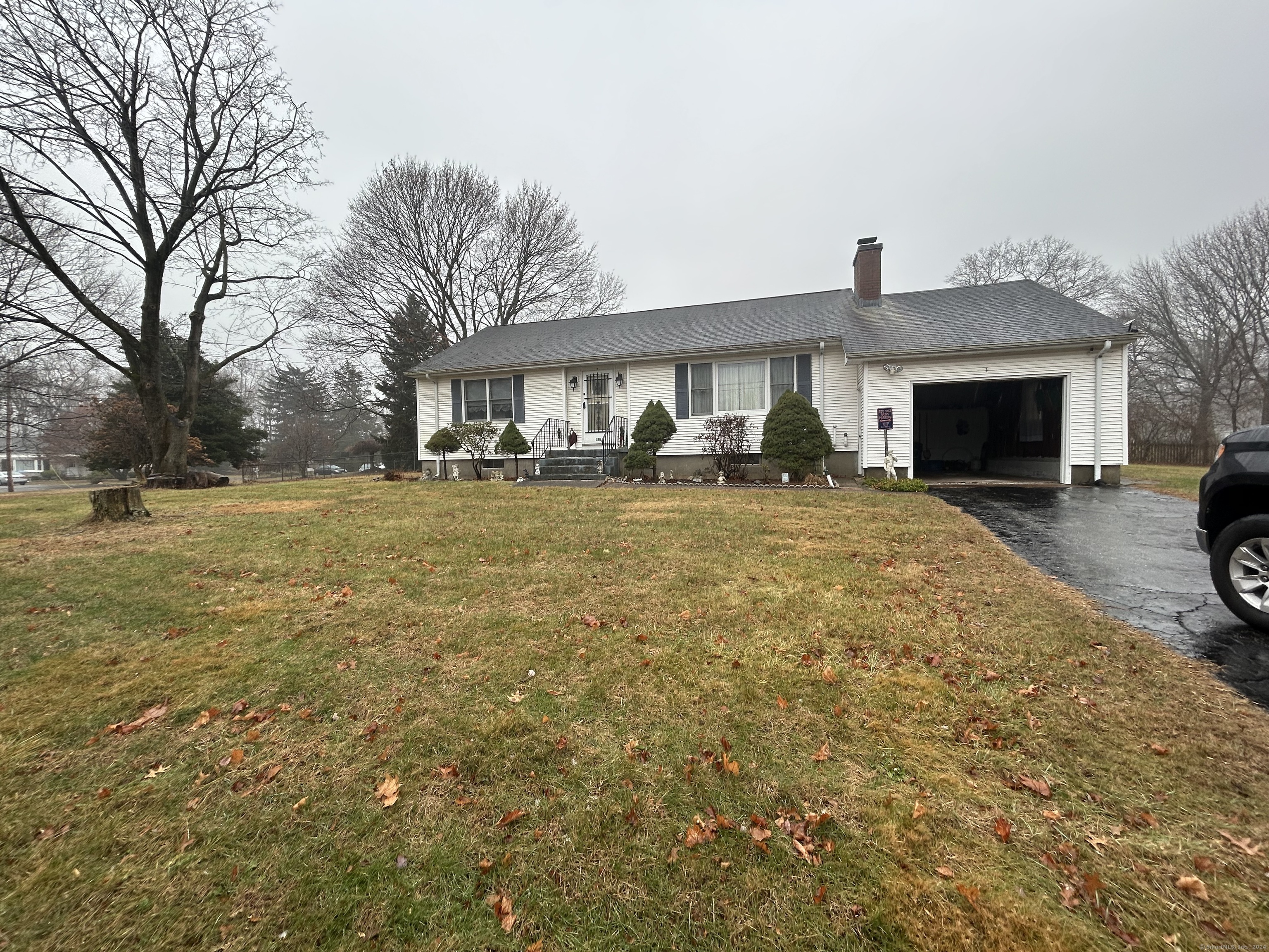 326 Smith Farm Road Orange CT 06477
