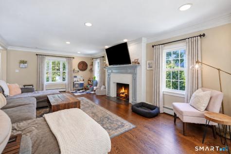 12 Edgewood Avenue Trumbull CT 06611