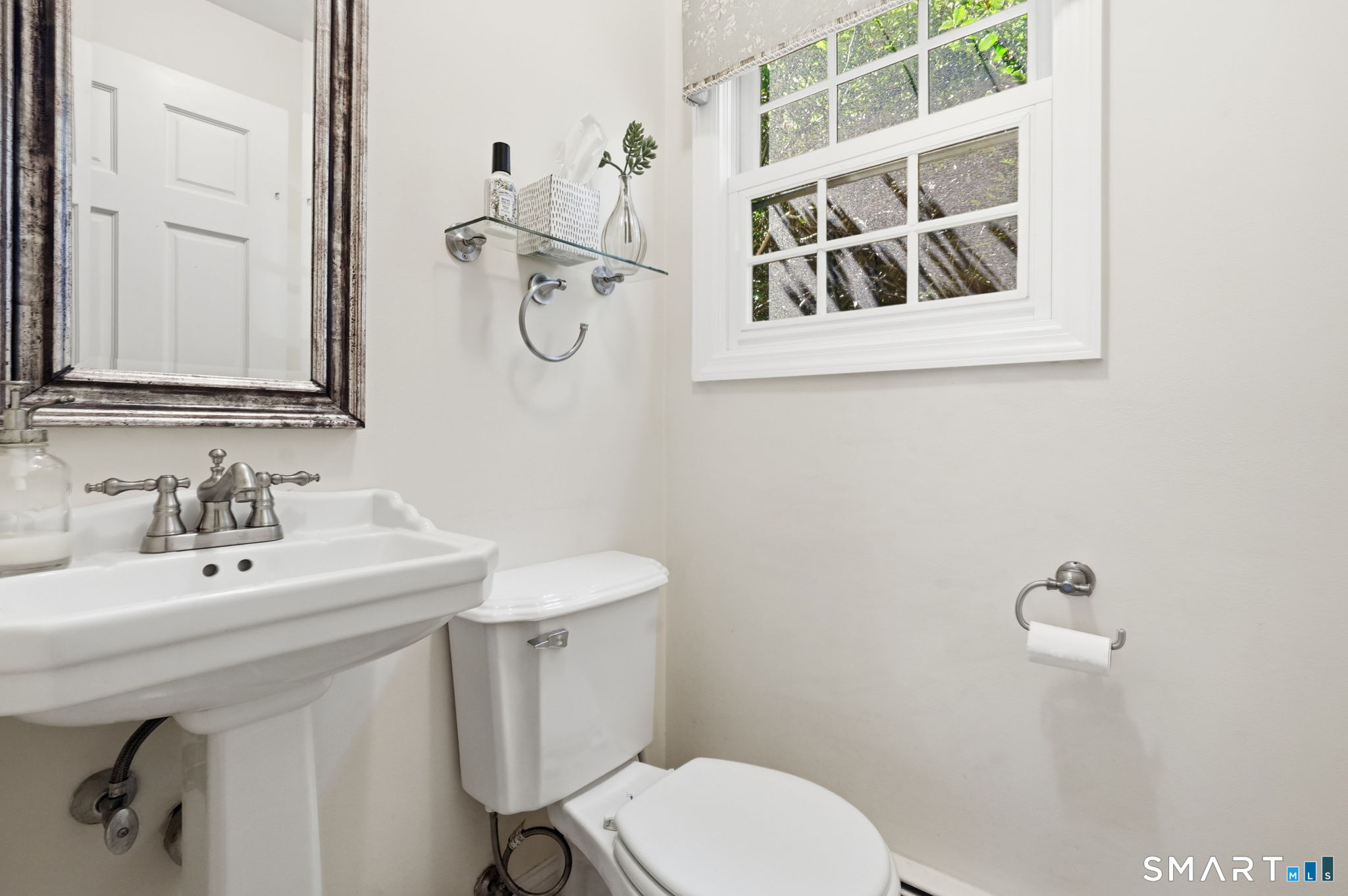 12 Edgewood Avenue Trumbull CT 06611