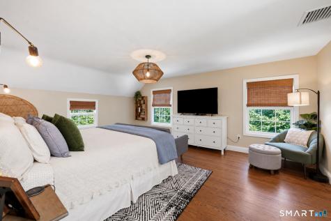 12 Edgewood Avenue Trumbull CT 06611