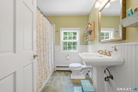 12 Edgewood Avenue Trumbull CT 06611