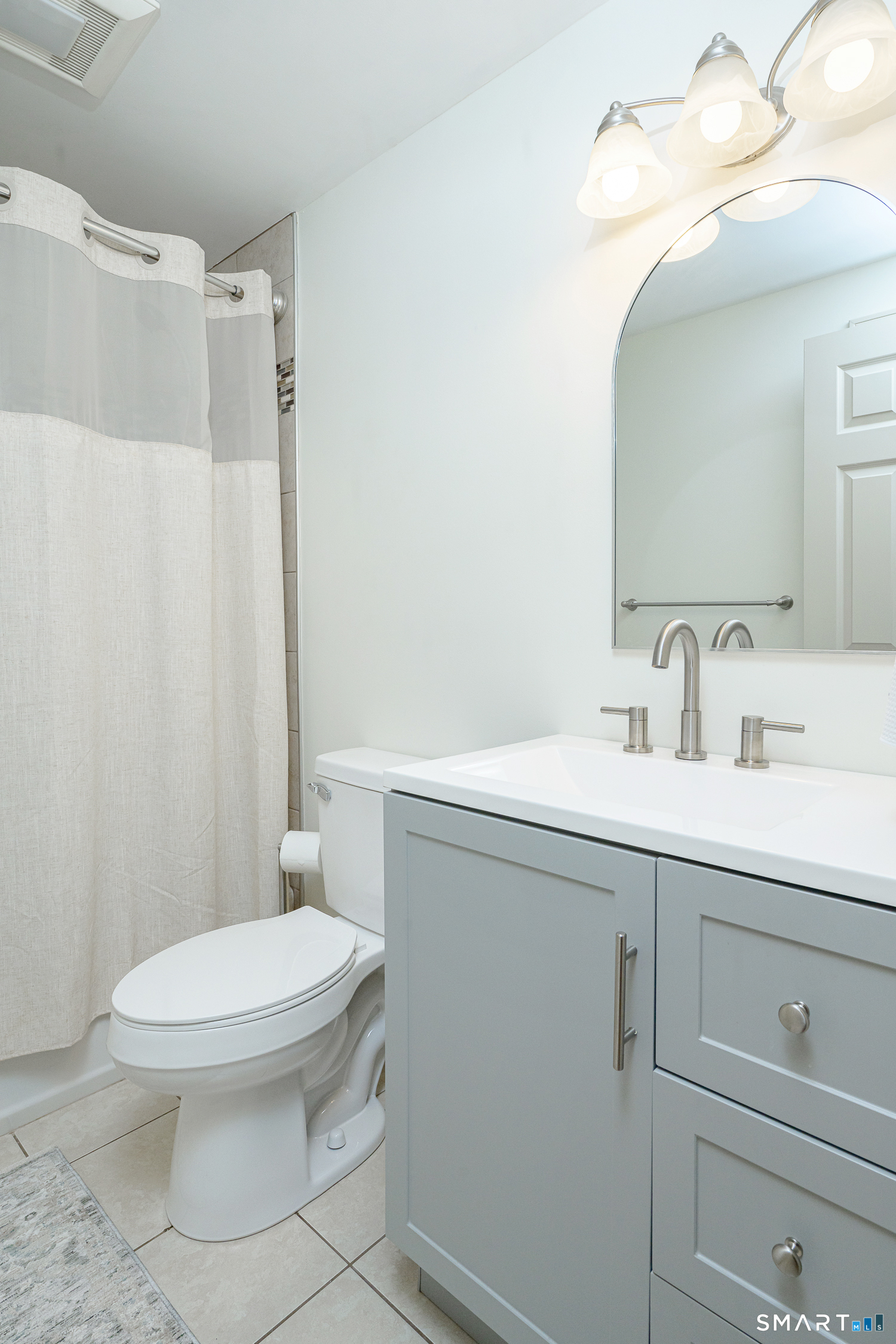 25 Pineview Drive Vernon CT 06066