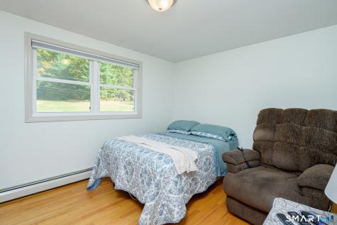 25 Pineview Drive Vernon CT 06066