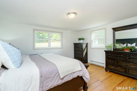 25 Pineview Drive Vernon CT 06066