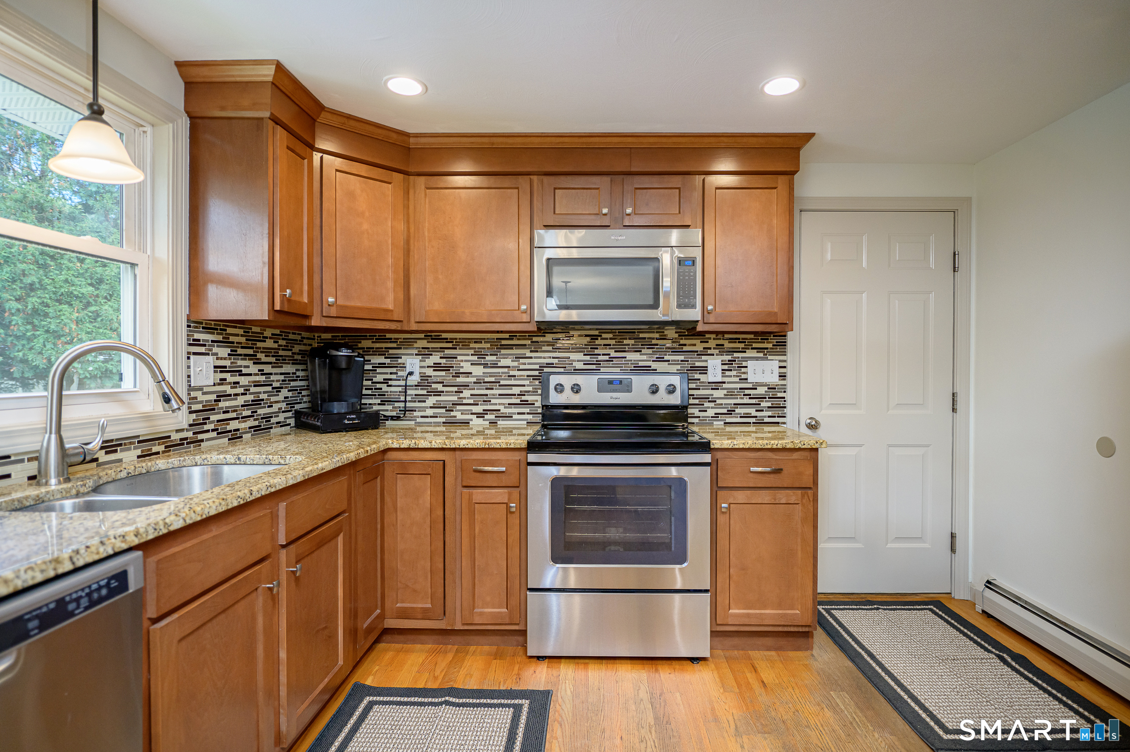 25 Pineview Drive Vernon CT 06066