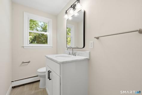 7 Pilgrim Circle Enfield CT 06082