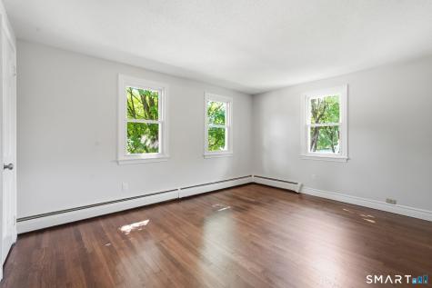 7 Pilgrim Circle Enfield CT 06082