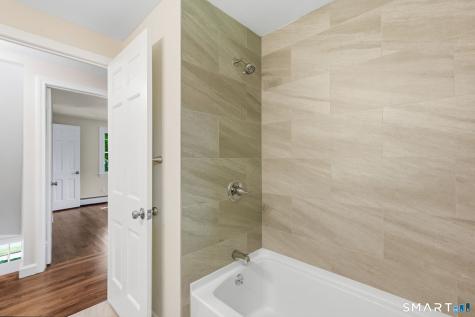 7 Pilgrim Circle Enfield CT 06082