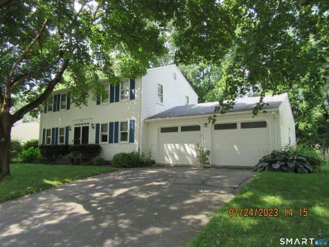7 Pilgrim Circle Enfield CT 06082