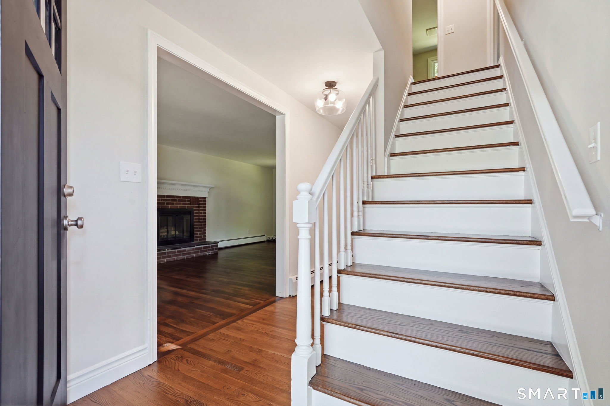 7 Pilgrim Circle Enfield CT 06082