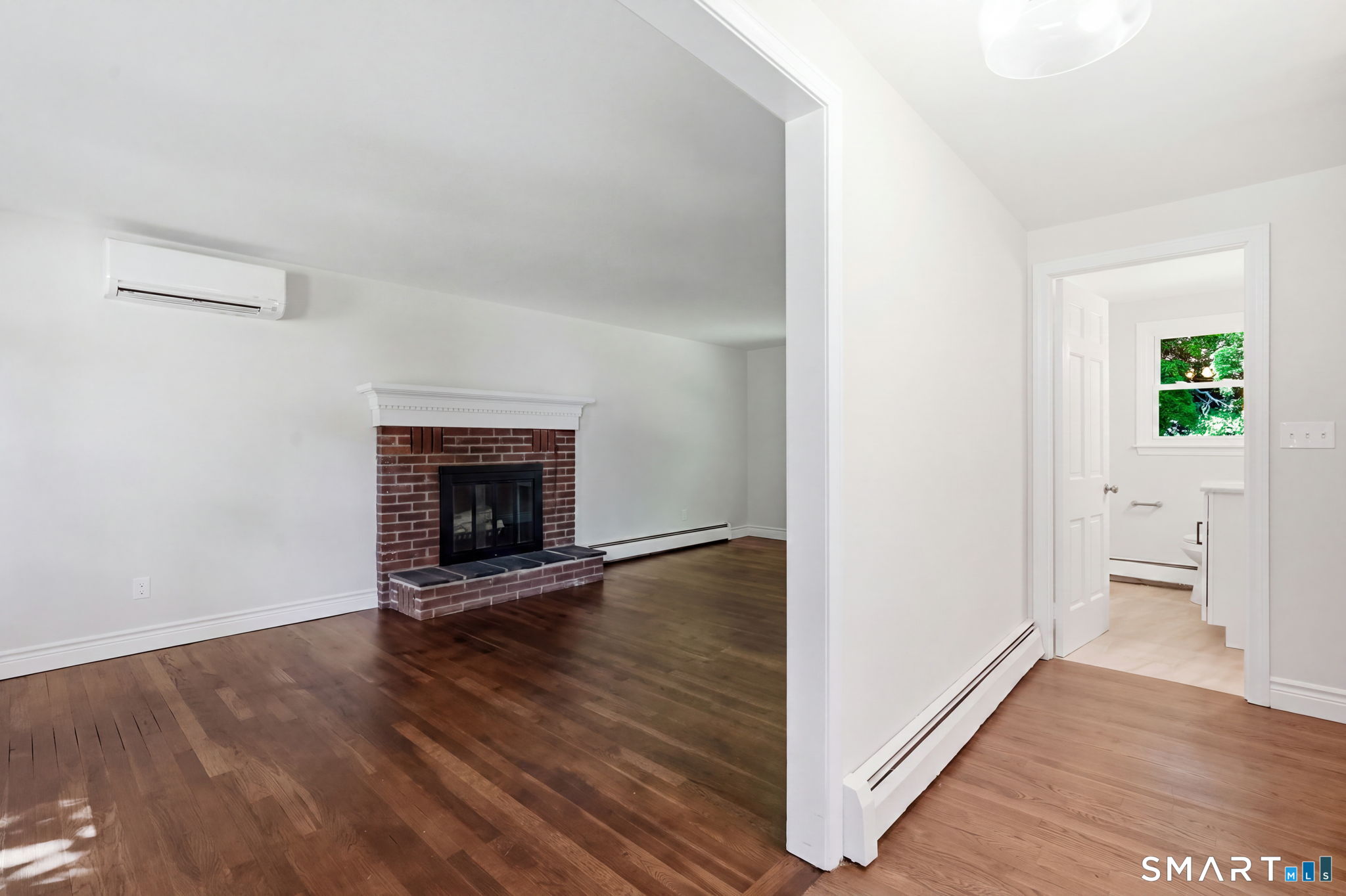 7 Pilgrim Circle Enfield CT 06082
