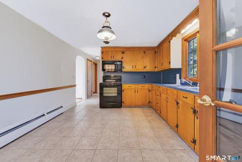 23 Christine Road Bristol CT 06010