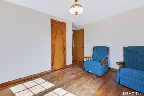 23 Christine Road Bristol CT 06010