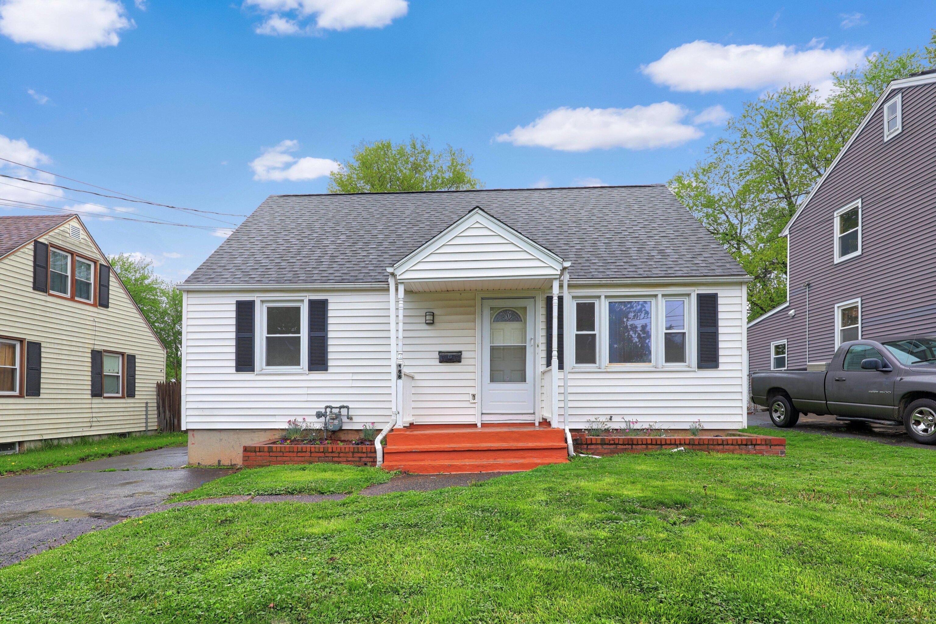 166 Wynola Avenue New Britain CT 06051
