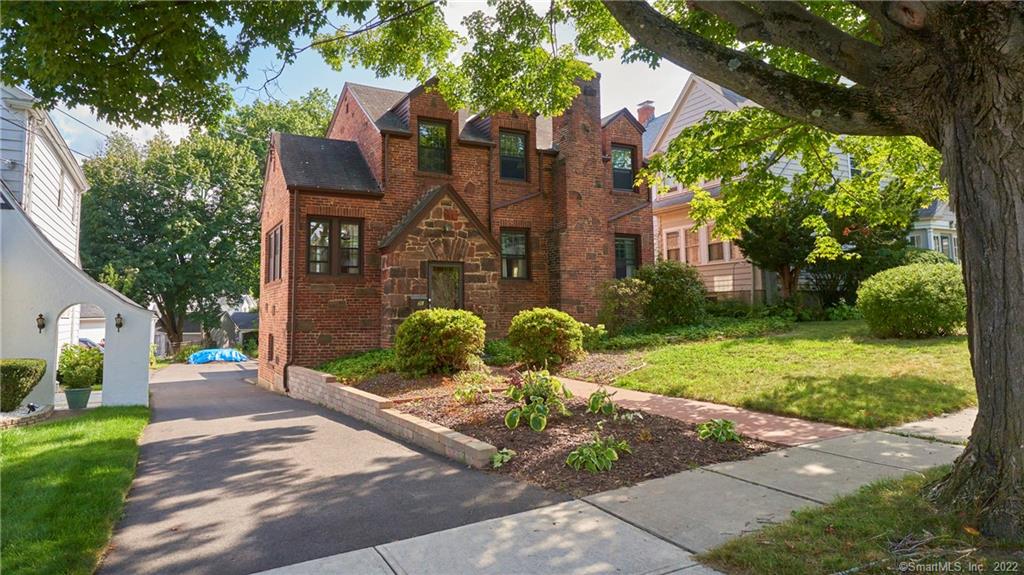 21 Griswold Street Hartford CT 06114