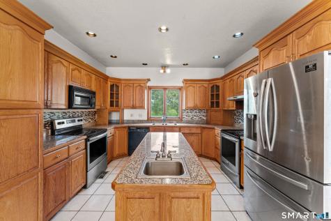 77 Graham Ridge Road Naugatuck CT 06770