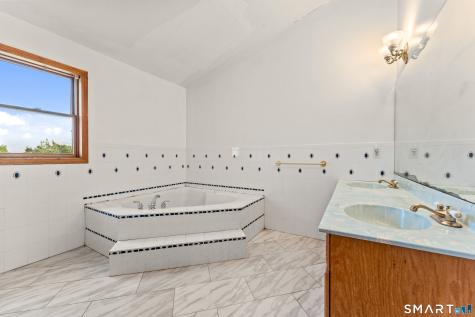 77 Graham Ridge Road Naugatuck CT 06770