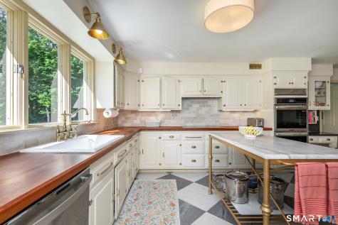 82 Nova Scotia Hill Road Watertown CT 06795