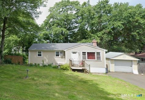 86 Crest Avenue East Haven CT 06513