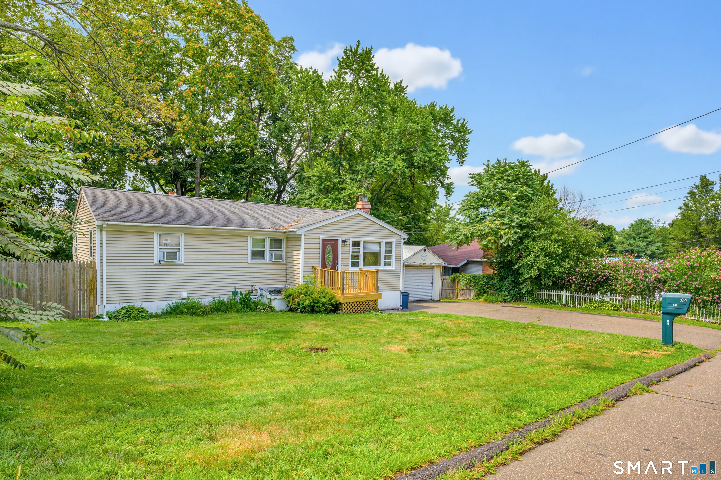 86 Crest Avenue East Haven CT 06513