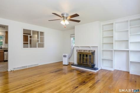86 Crest Avenue East Haven CT 06513