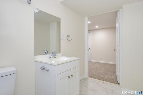 86 Crest Avenue East Haven CT 06513