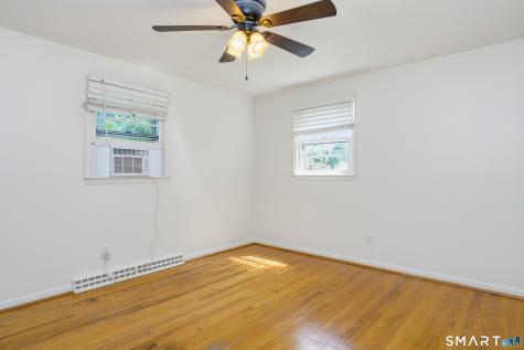 86 Crest Avenue East Haven CT 06513