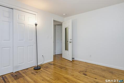 86 Crest Avenue East Haven CT 06513