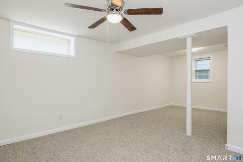 86 Crest Avenue East Haven CT 06513
