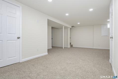 86 Crest Avenue East Haven CT 06513