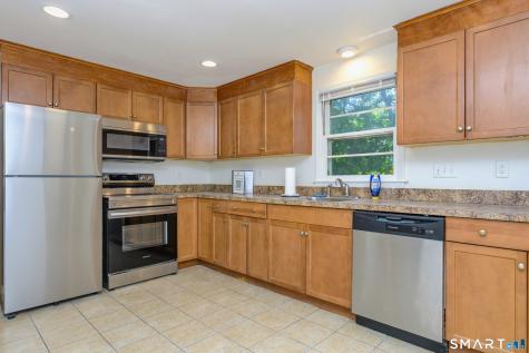 86 Crest Avenue East Haven CT 06513