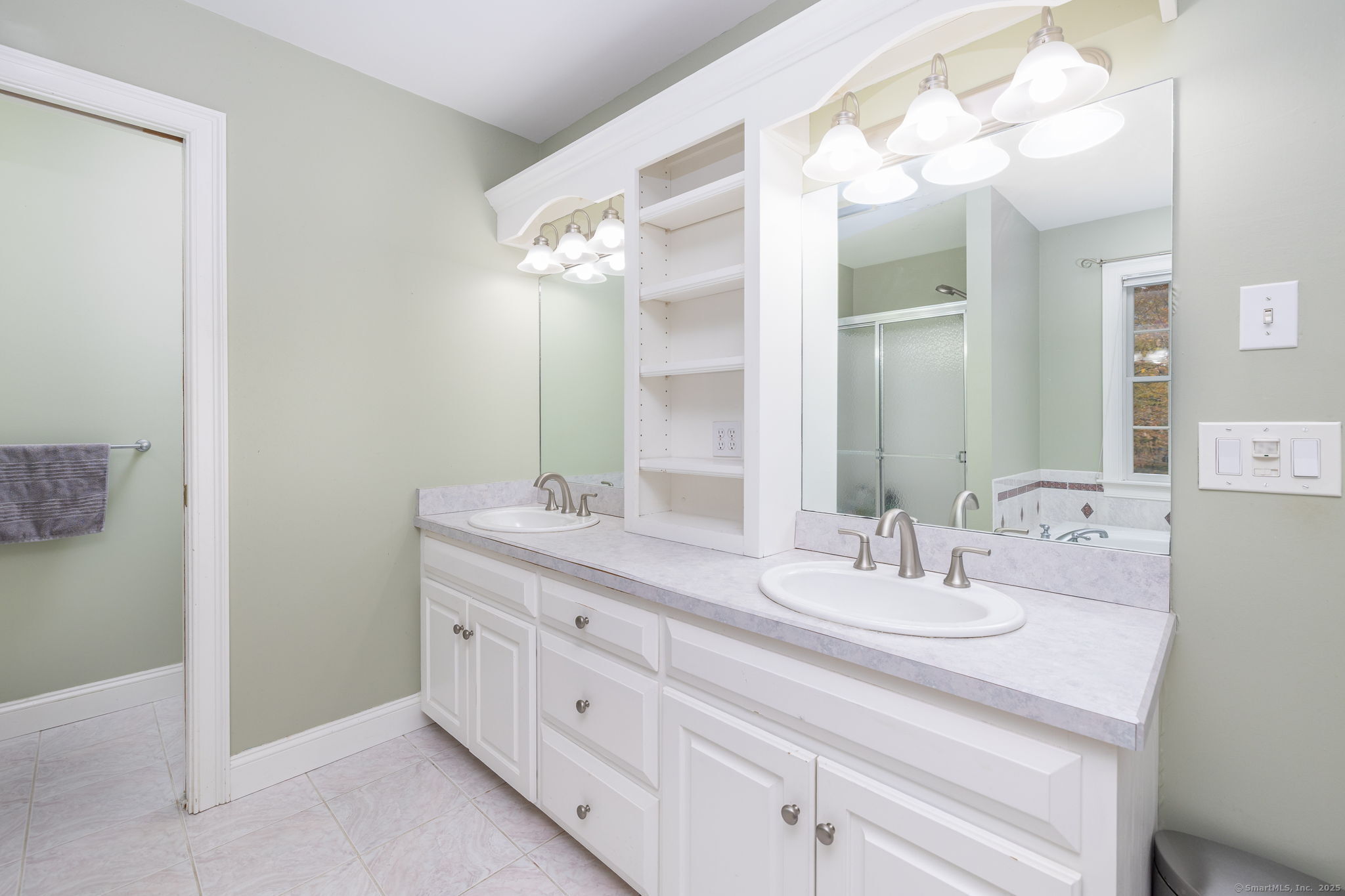 179 Rampart Drive Glastonbury CT 06033