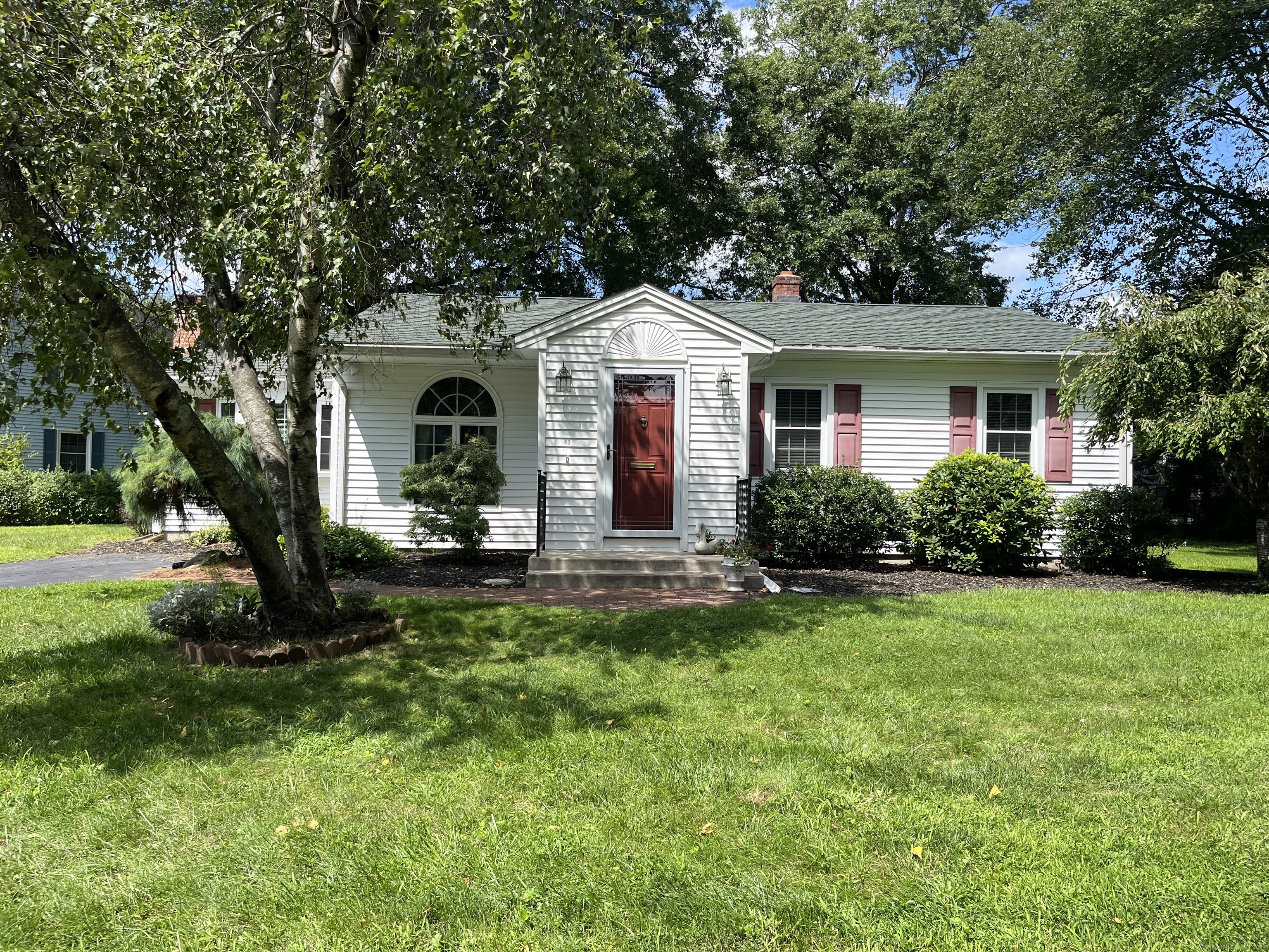 42 Parkside Drive Plainville CT 06062