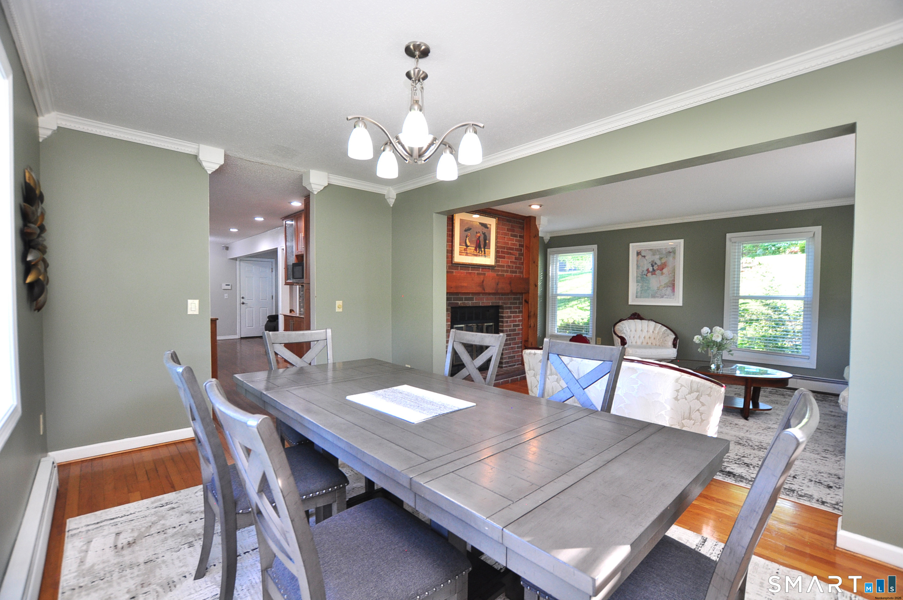 10 Breezy Knoll Drive Bloomfield CT 06002
