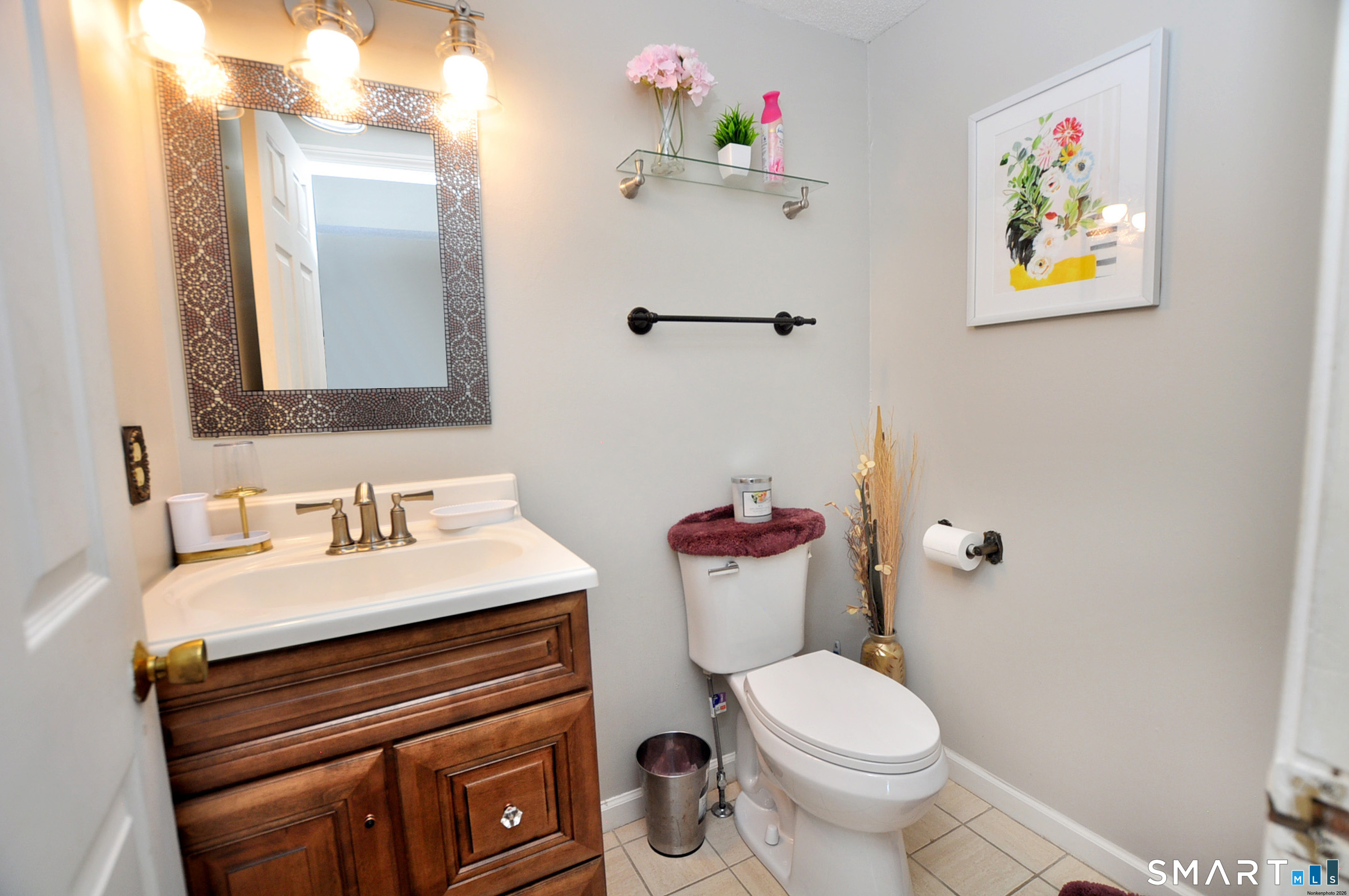 10 Breezy Knoll Drive Bloomfield CT 06002