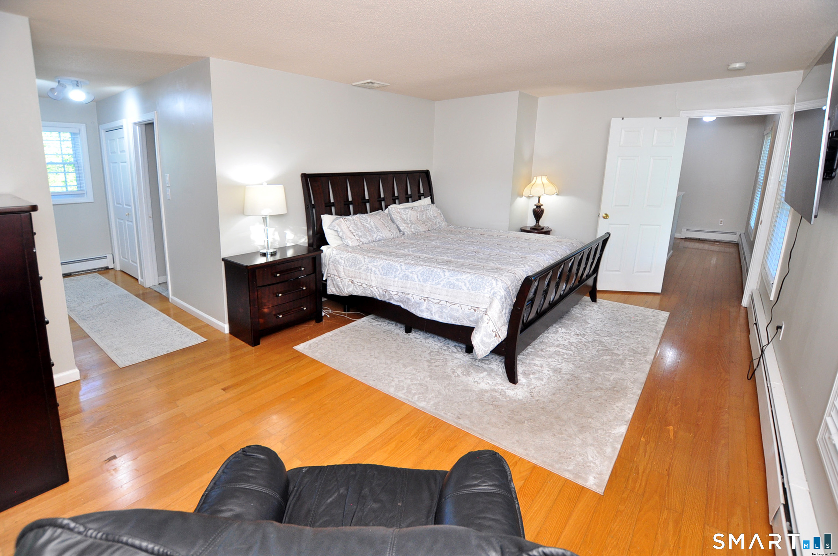 10 Breezy Knoll Drive Bloomfield CT 06002
